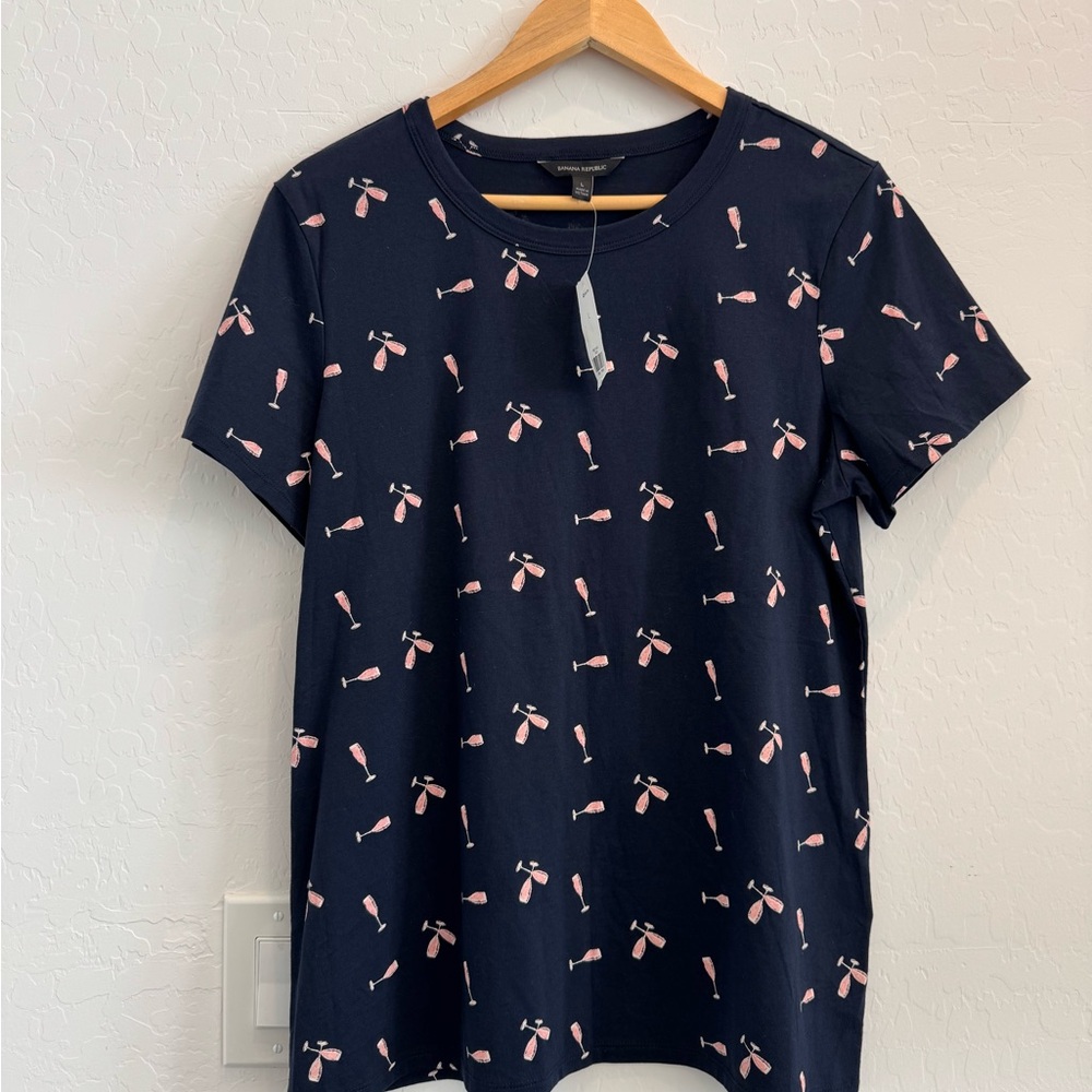 NWT Banana Republic Navy and Pink Short Sleeve Tee Champagne 🥂